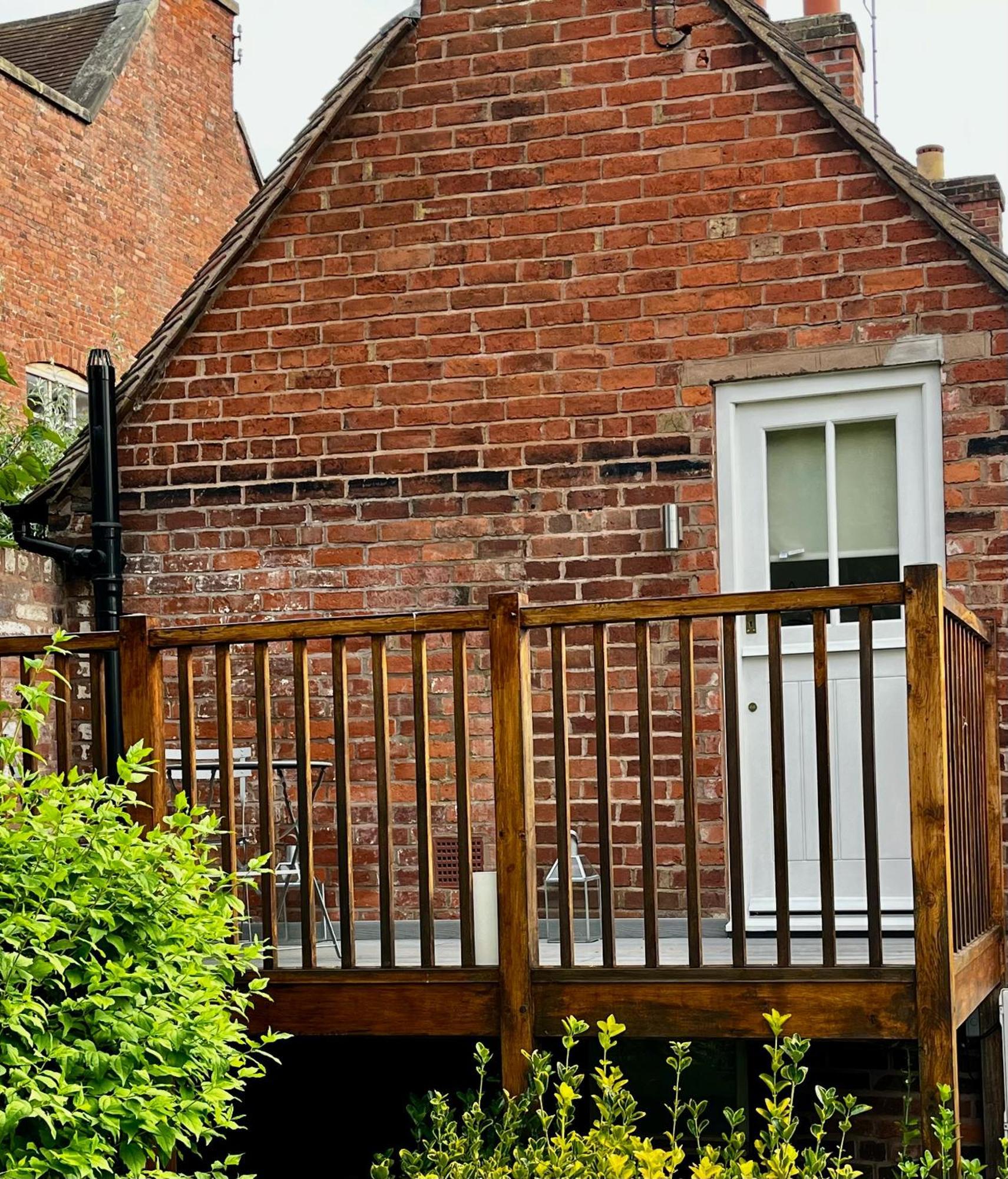 Flower Cottage By Ludlow Castle With Onsite Parking Exteriér fotografie